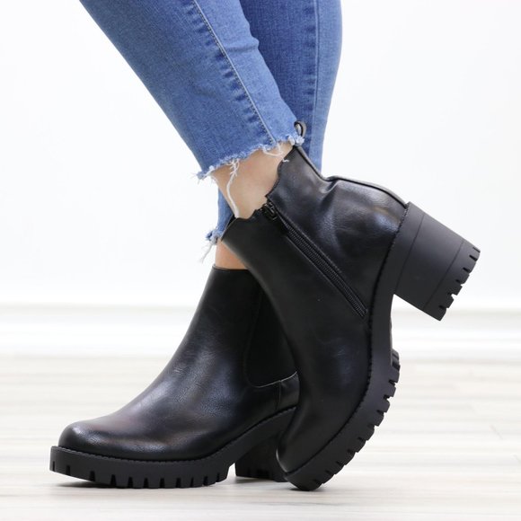 Chunky Chelsea Lug Black Ankle Boots - Picture 7 of 14